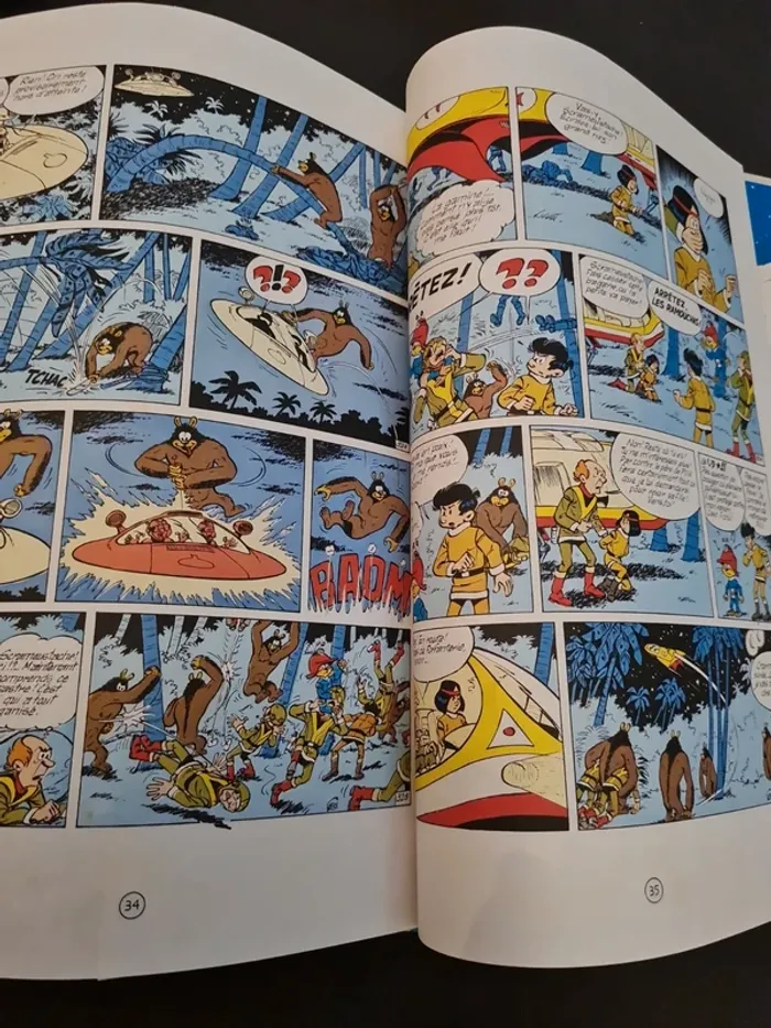 Le Scrameustache - le continent des deux lunes - photo numéro 3