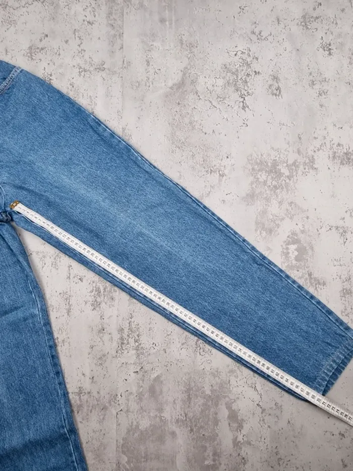 Jean Levi’s bleu – Taille 32 Femme - photo numéro 6