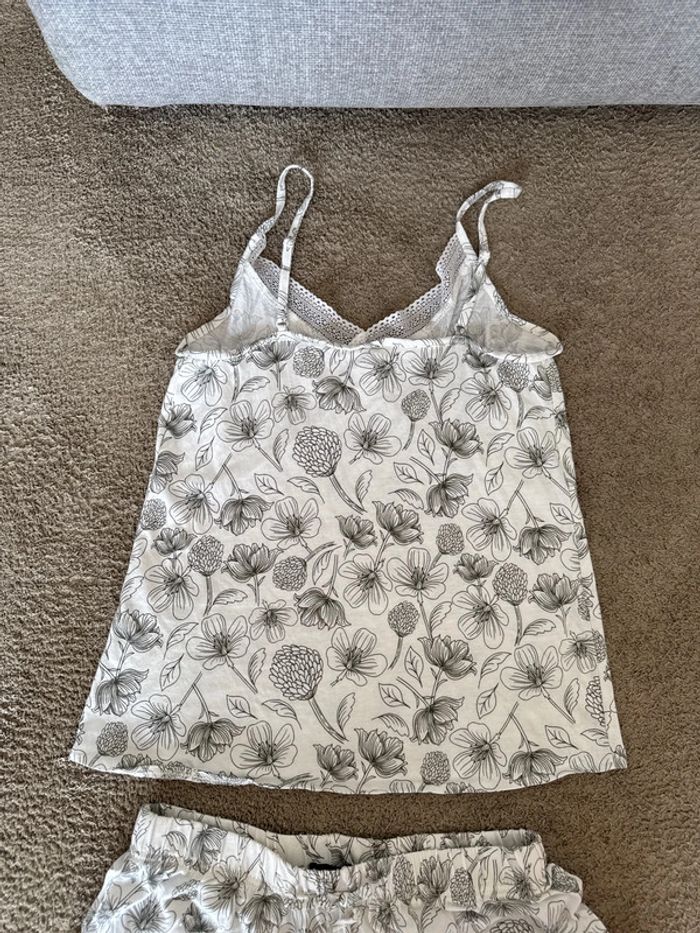 Pyjama caraco et short neuf - photo numéro 4