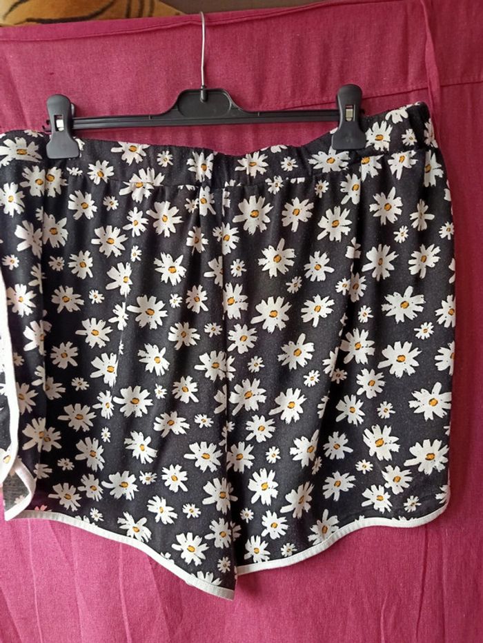Short taille élastique avec cordon de serrage taille 52 de chez Shein - photo numéro 4