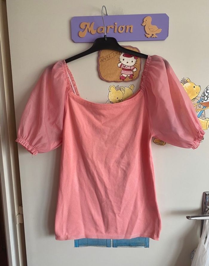 Haut rose à épaules découvertes, taille 14 ans.