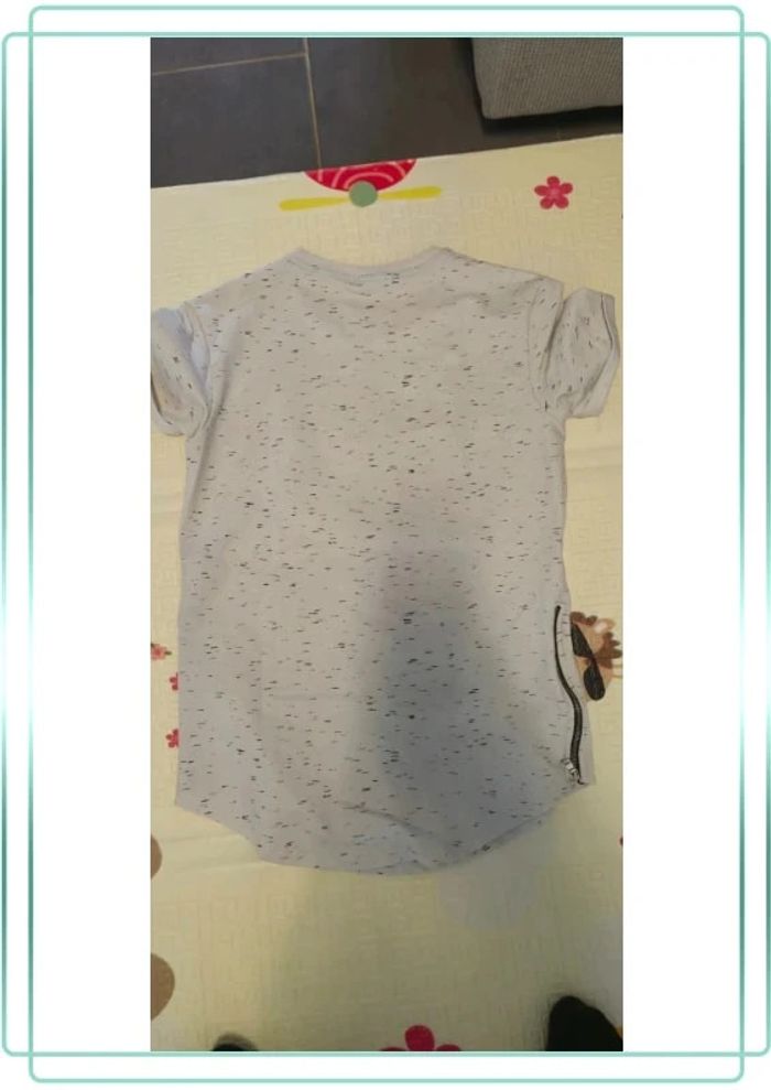 Tee shirt - photo numéro 2