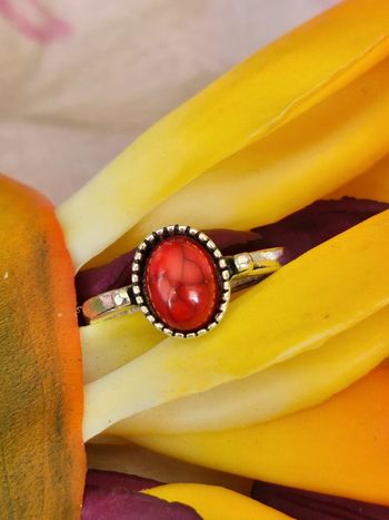 Bague avec pierre turquoise rouge mélangée modèle 4 en acier inoxydable