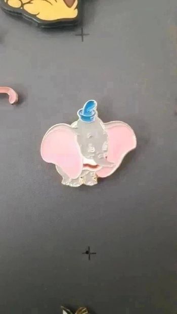 Pin's Dumbo 🐘