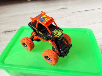 Jouet voiture à suspension orange compétitive France speed sport 10 x 12 cm