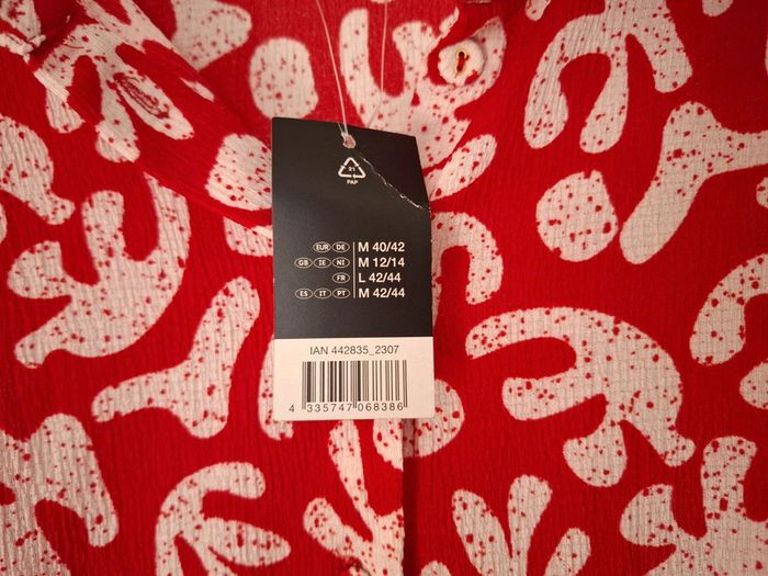 Robe neuve avec etiquette - photo numéro 3