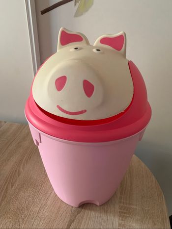 Poubelle cochon pour salle de bains ou pour chambre d’enfant
