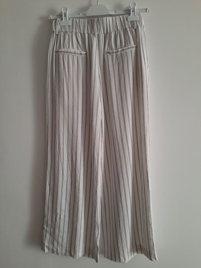 Pantalon en lin Stradivarius T36 rayé blanc et gris - photo numéro 4