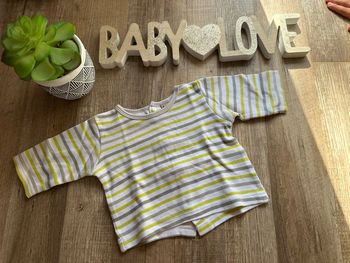 - Haut ML Boîte à Malices  - 3 mois  - Très bon état