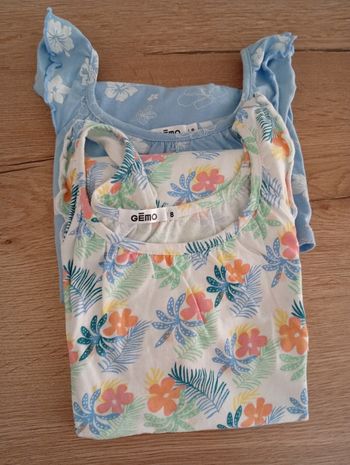 Lot 2 chemises de nuit Gémo 8 ans