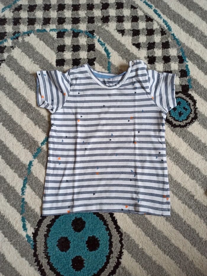 Lot de 2 t-shirts MC - Taille 18 mois - photo numéro 2