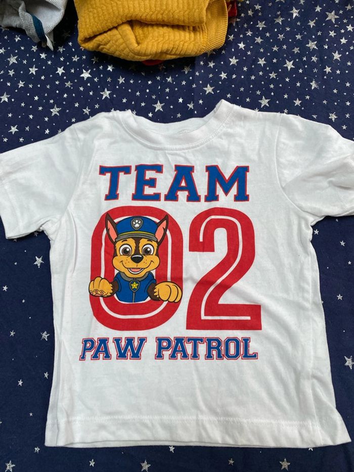 TEE shirt 2 ans