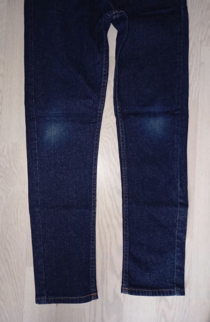 Jeans bleu marine Enjoy Luciano Junior Style 
T. 10 ans
NEUF - photo numéro 3