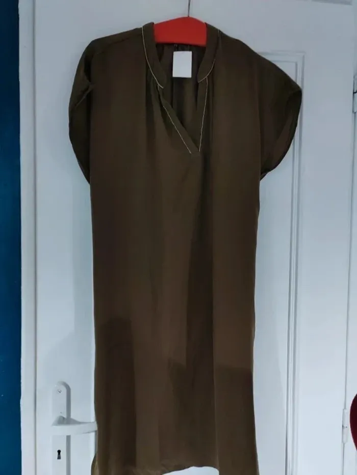 Robe satinee - photo numéro 2