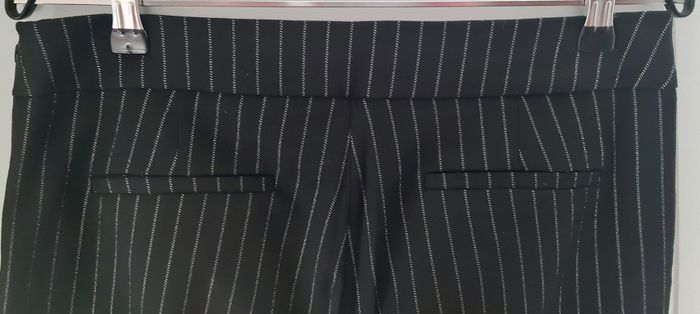 T. 40 (L) - Joli Pantalon 7/8 - photo numéro 4