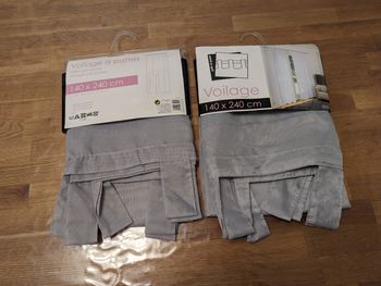 Paire de voilage prêt à poser 140*240 cm Neufs