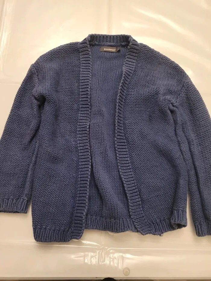 Gilet sans fermeture bleu pailleté 3 ans