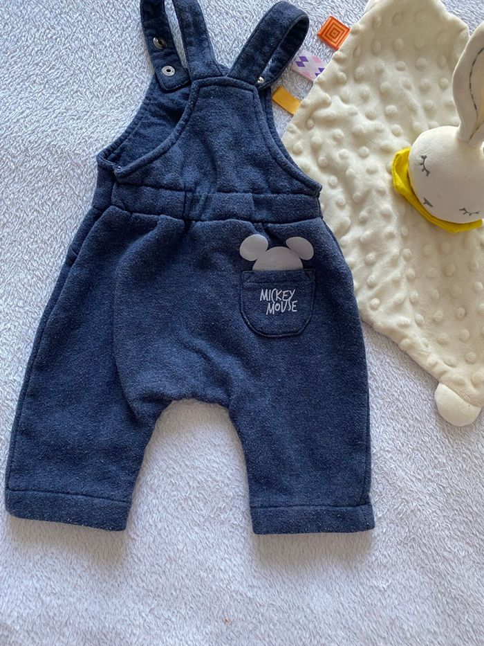 Salopette 3 mois - photo numéro 3