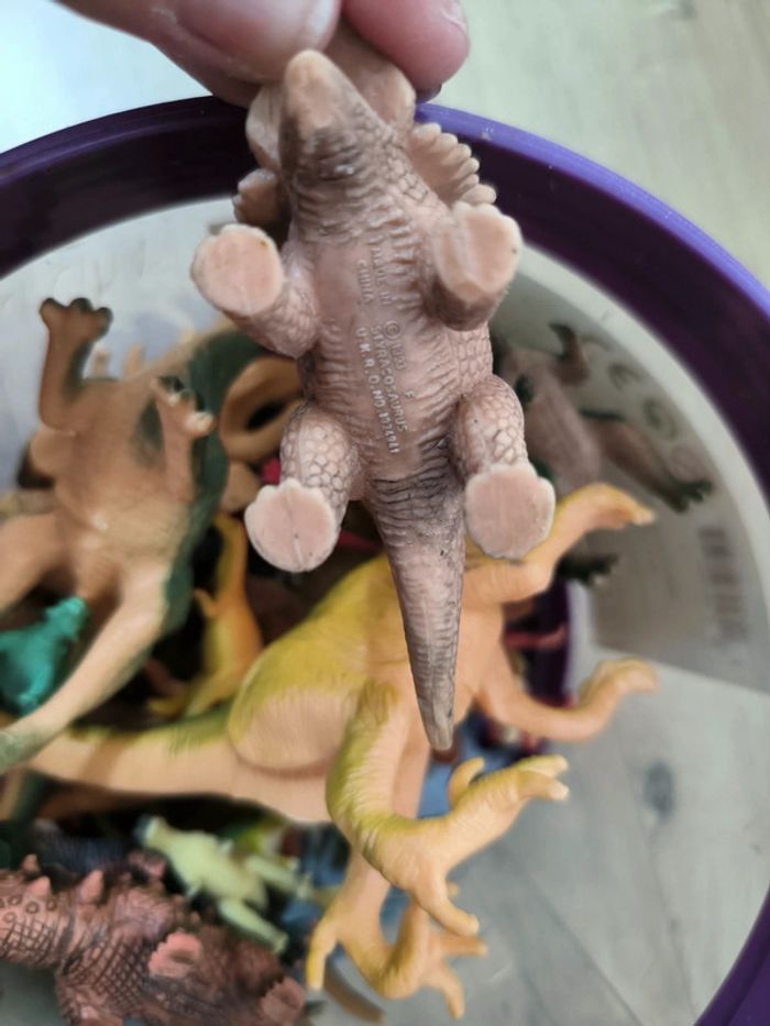 Baril figurines dinosaures 29 dinosaures - photo numéro 15