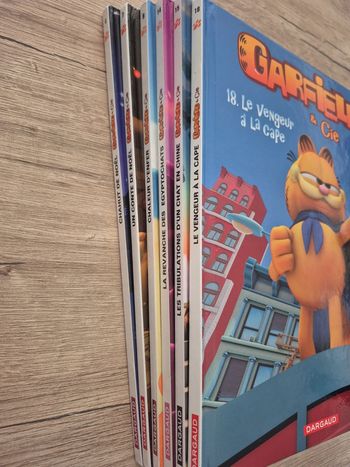 Lot de 6 bandes dessinées Garfield