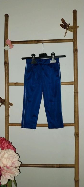 Jogging bleu 18 mois Excellent état