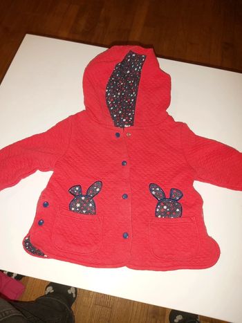 🦋 Veste Rouge étoilée 12m