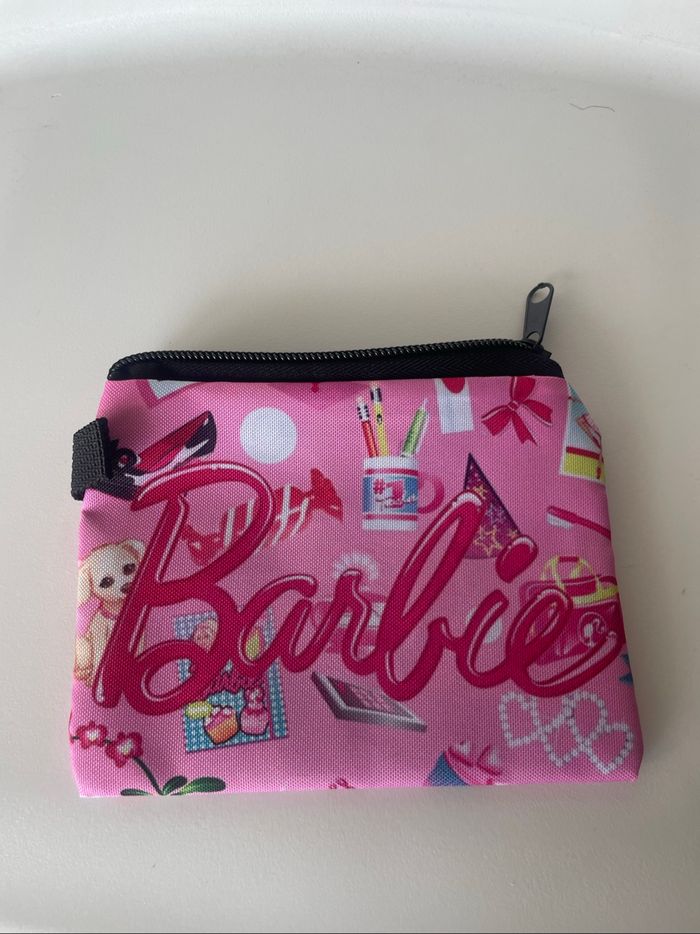 Trousse barbie neuve - photo numéro 2