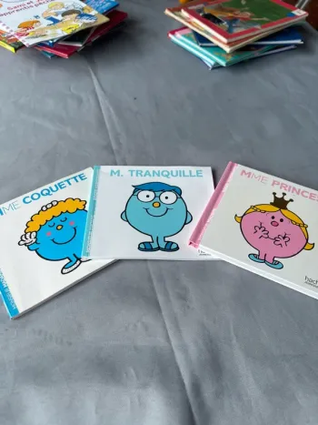 3 livres MR et Mme + figurine