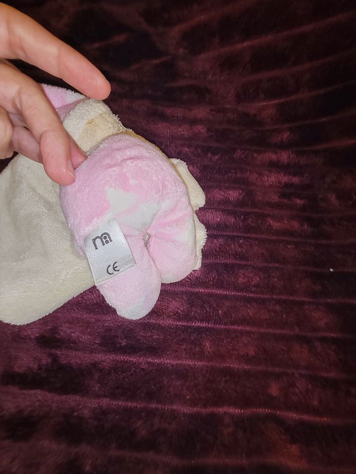 Ours beige mouchoir rose et blanc - photo numéro 2