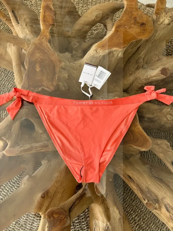 Bas de maillot de bain Tommy Hilfiger corail 48