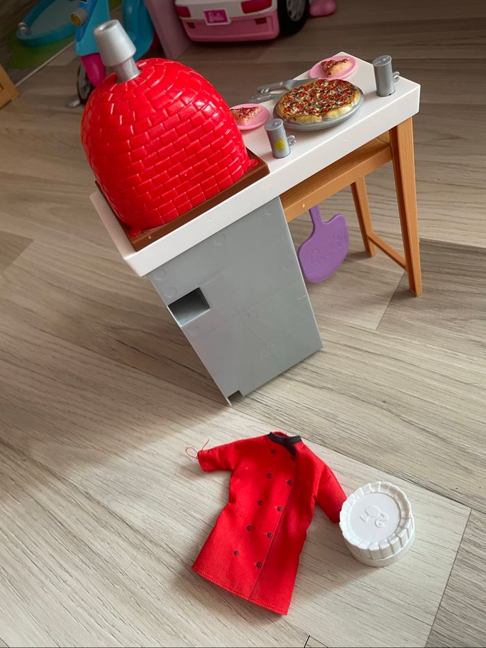 Barbie Pizza - photo numéro 3