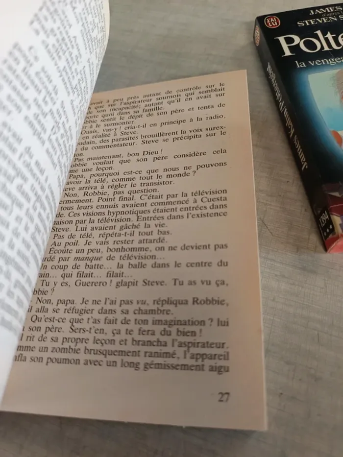 Lot 2 livres poltergeist 1 et 2 - photo numéro 5