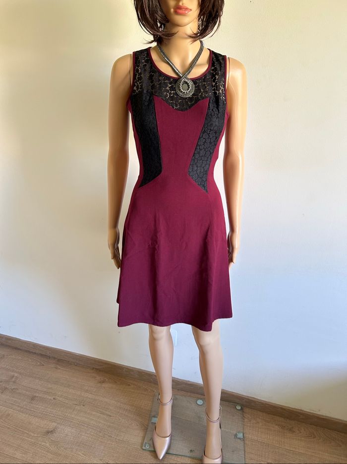 Robe bordeaux et noire sans manches Morgan taille 36 jamais portée - photo numéro 3