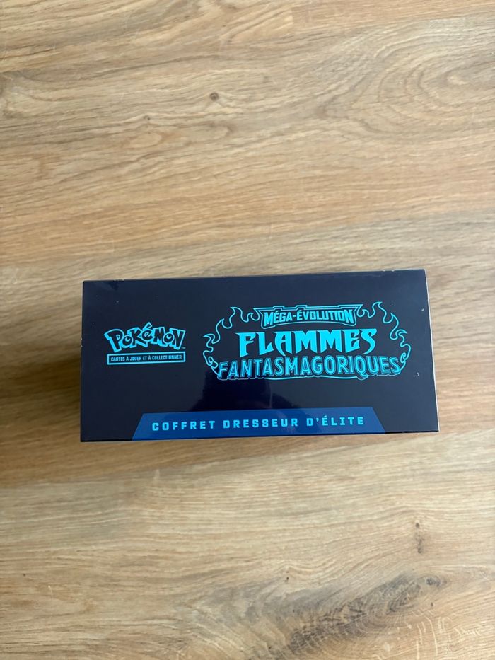 Pokémon ETB ME02 Flammes Fantasmagoriques, neuf et scellé. - photo numéro 3