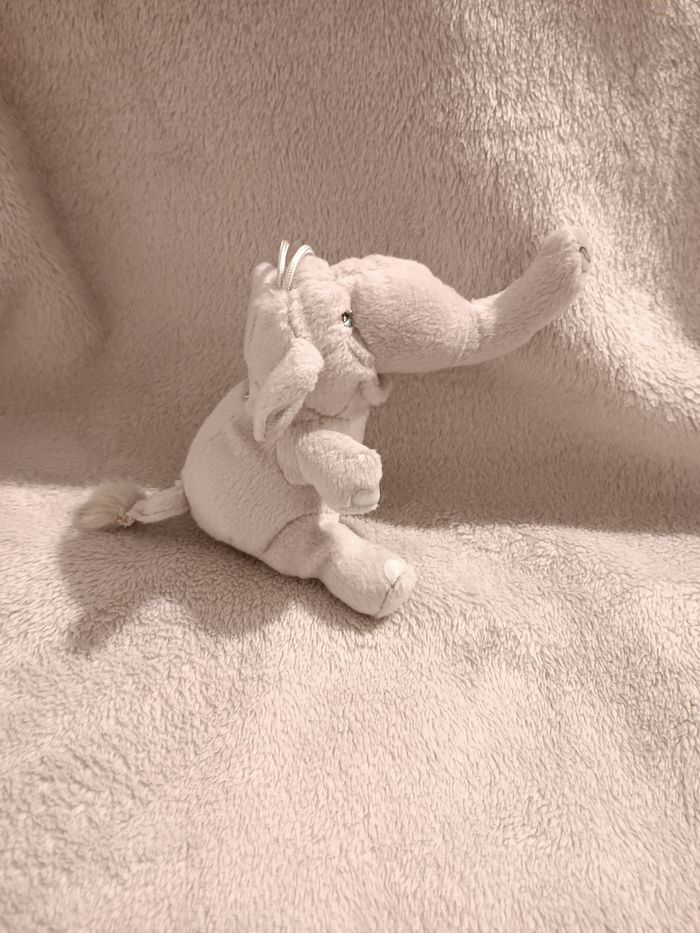 Peluche éléphant fondation macdonald 2006 - photo numéro 2