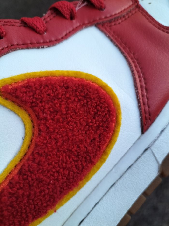 Nike Dunk high "retro varsity "rouge et jaune . - photo numéro 9