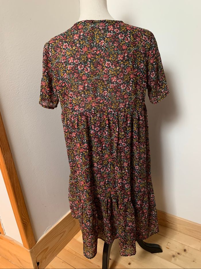 Robe été bleu marine à fleurs taille 38/40 - photo numéro 2