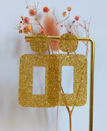 Boucles d'oreilles pendantes rectangulaires doré paillettes