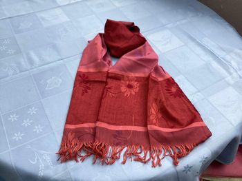 Foulard rouge