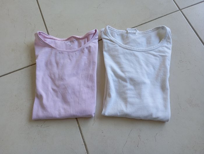 Lot tee shirt uni fille MC 10 ans