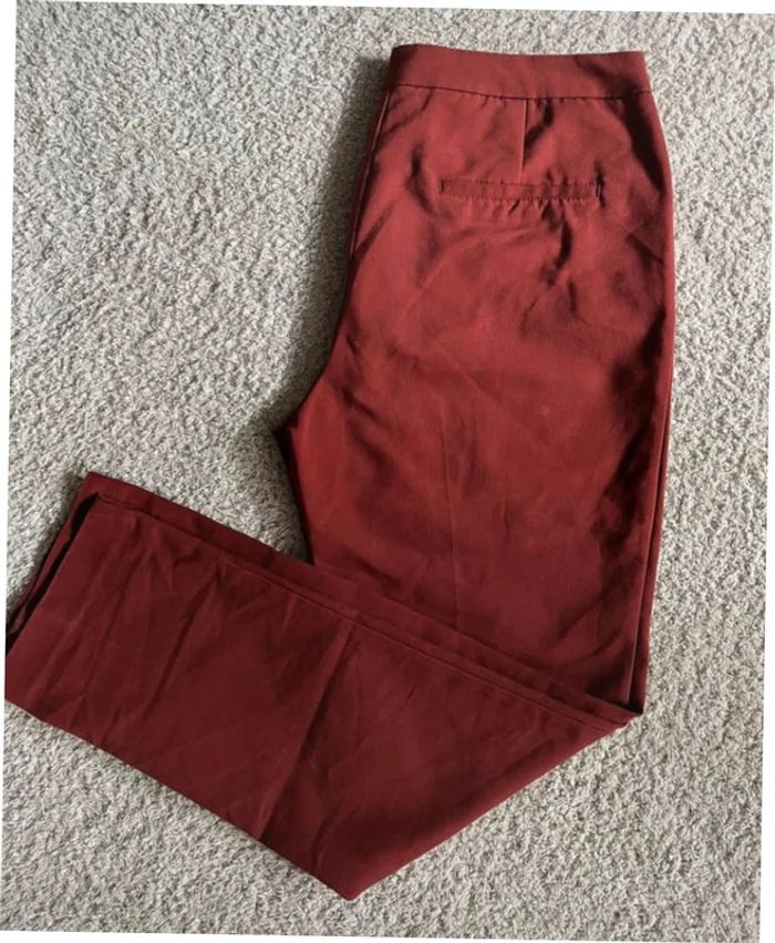 Pantalon skinny Kiabi couleur brique taille 42