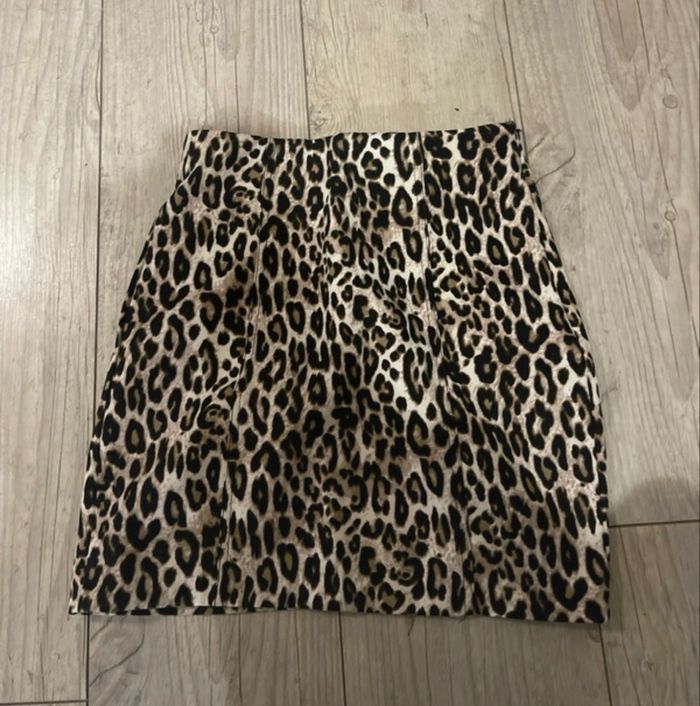Jupe courte léopard
