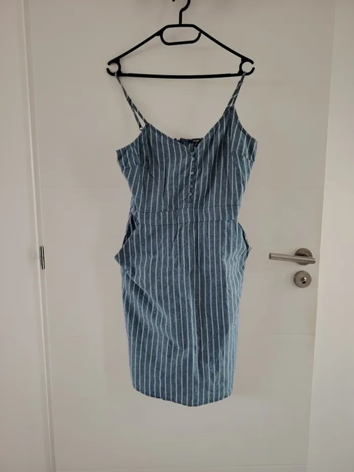 robe à rayure taille 38