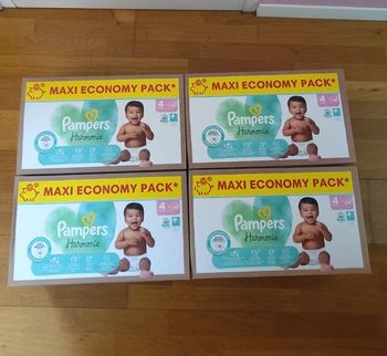 4 maxis economy packs Pampers harmonie taille 4