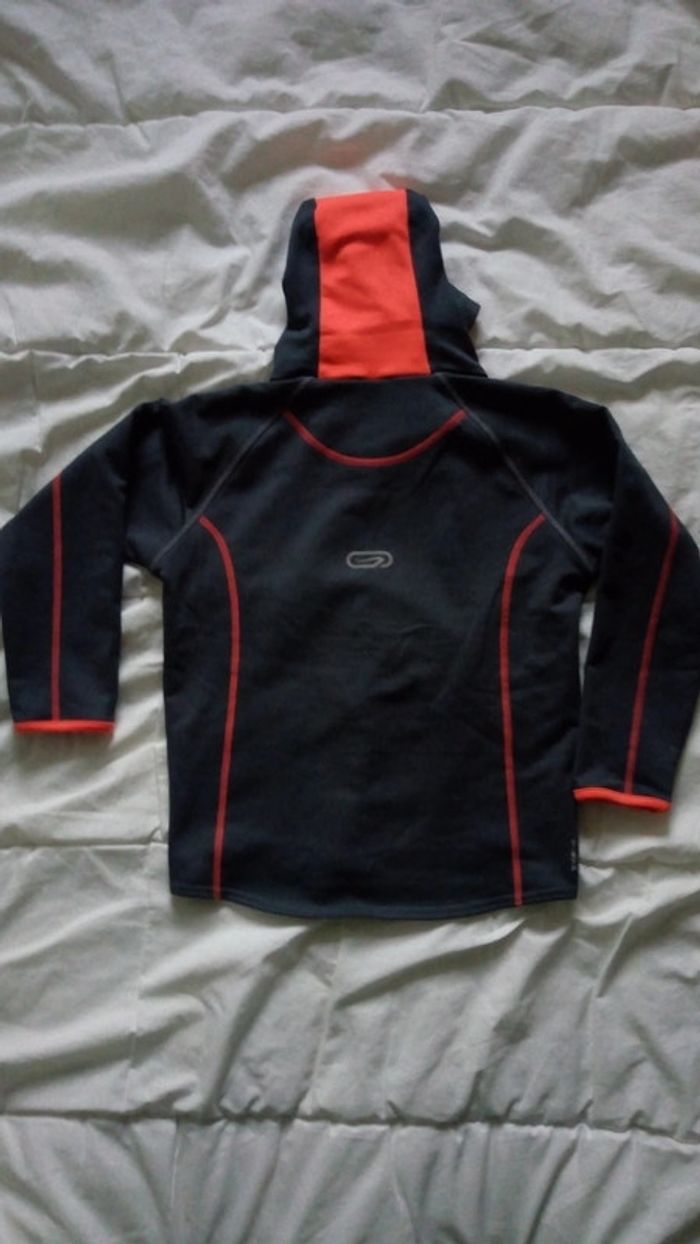 Sweat sportwear à capuche - photo numéro 2