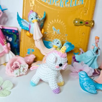 Peluche crochet licorne amigurumi unicorn