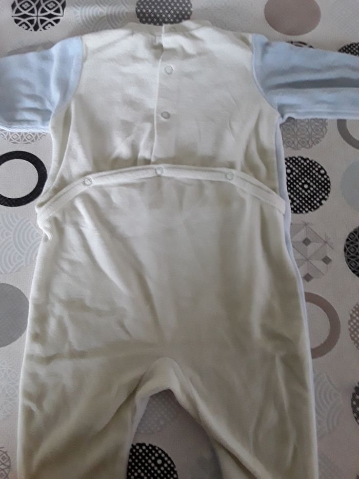 Pyjama - photo numéro 2