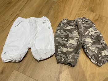 Lot 2 pantalons chauds 1 mois