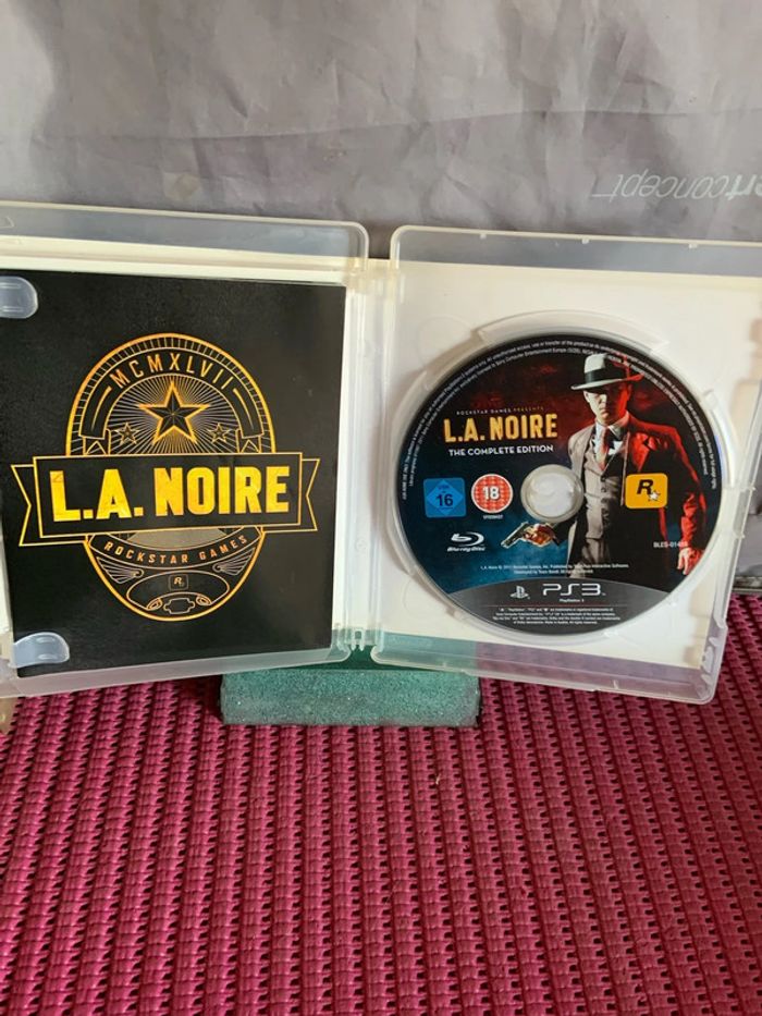 Jeu vidéo L.A.Noire  Édition intégrale PS3 - photo numéro 2