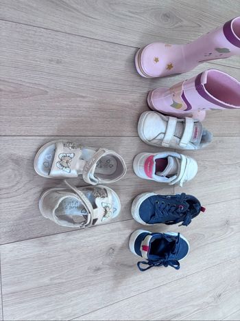 Lot de chaussures